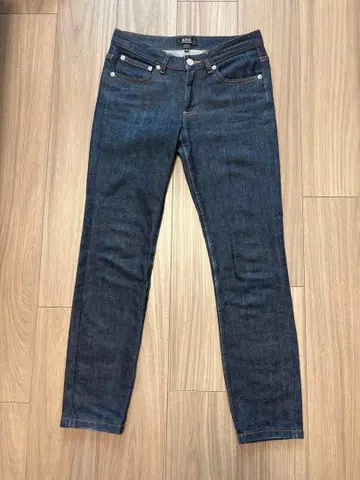 A.P.C. JEAN MOULANT 스트레이트 데님 24