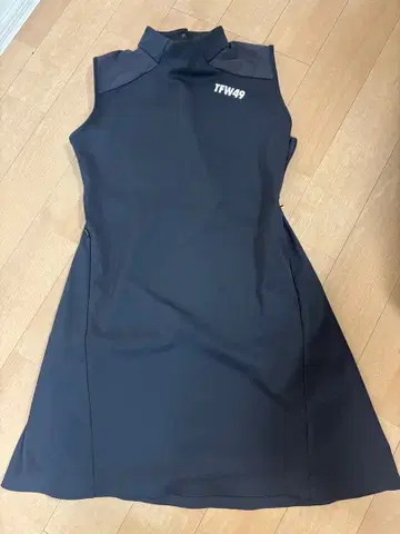 TFW49 블랙 슬리브리스 원피스 L 사이즈