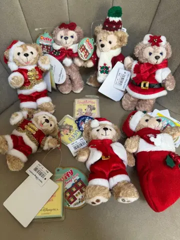 더피 셰리메이 크리스마스 인형 배지