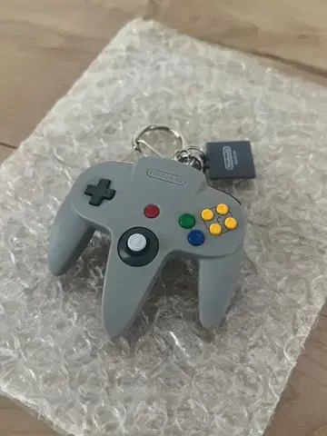 [닌텐도 뮤지엄 한정판] Nintendo64 컨트롤러 키링