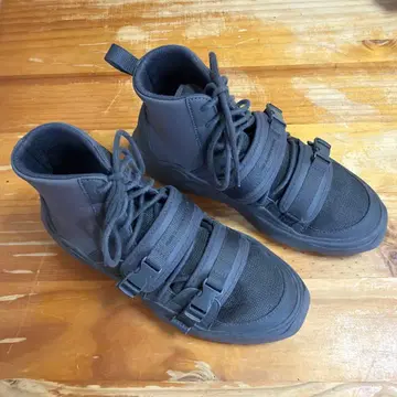 다크 그레이 하이컷 스니커즈 25.5cm PUMA