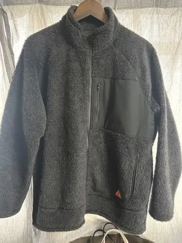 HERENESS 플리스 자켓 블랙