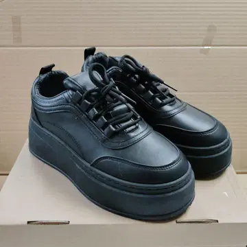 [EOOPDG] 통굽 스니커즈 레이스업 슈즈 40