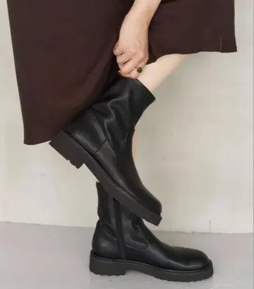 [ 새상품급 ] 르탈론 3.5cm 트랙 밑창 핏 숏부츠