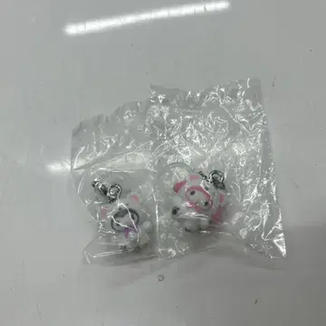 산리오 캐릭터즈 메지루시 액세서리 복슬복슬 스노우 쿠로미 마이멜로디