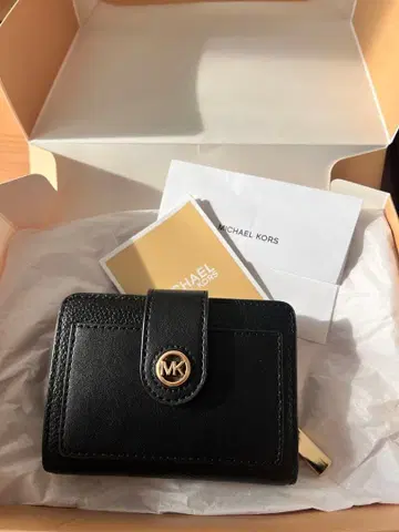 MICHAEL KORS 블랙 접이식 지갑