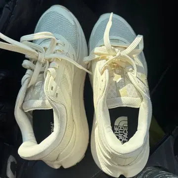 THE NORTH FACE 화이트 스니커즈 UK 5.5