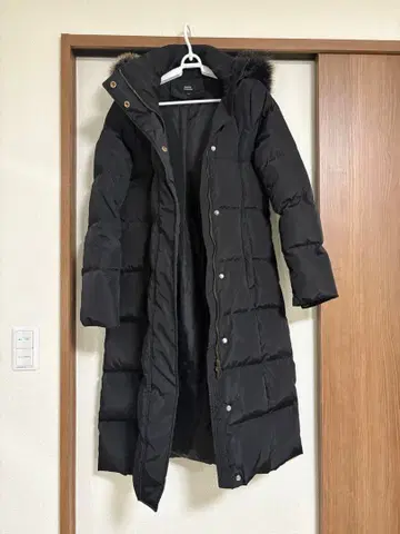 퍼 달린 롱 다운 자켓 블랙 S 사이즈