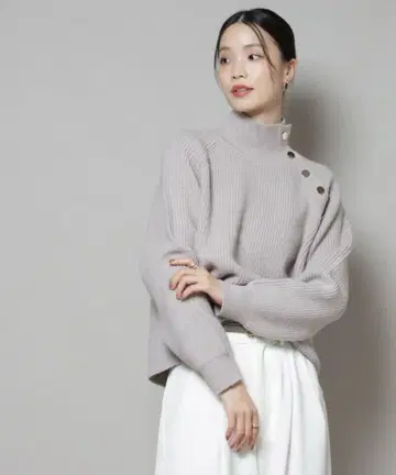 택 포함 새상품 나노 유니버스 단추 디테일 니트 풀오버
