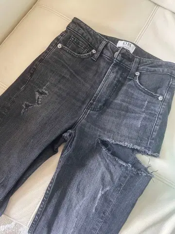 GYDA 사이드 립드 스키니 데님 팬츠 블랙