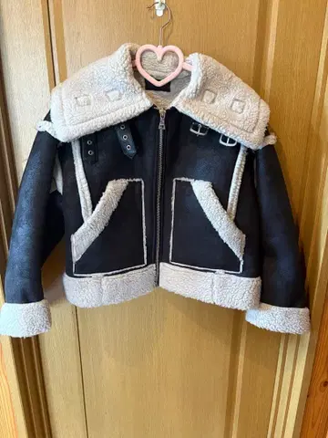 EMODA 무스탕 코트 블랙