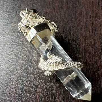 드래곤 디자인 크리스탈 펜던트