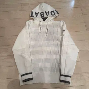 adabat 아다바트 화이트 보더 후드티