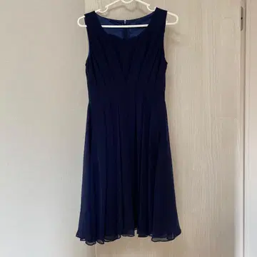 아사쿠라 네이비 슬리브리스 원피스