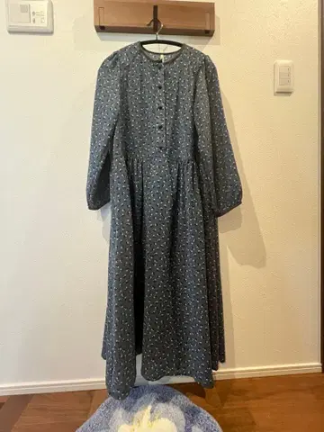 fig London 꽃무늬 원피스 F 사이즈