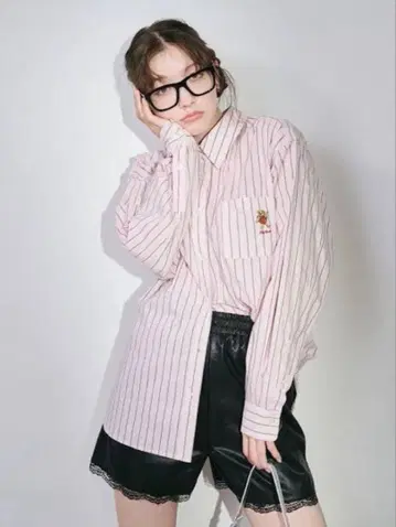 Lily Brown 릴리베어 롱 스트라이프 셔츠 핑크 24SS