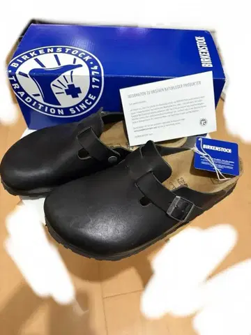 BIRKENSTOCK 블랙 샌들 사이즈 40