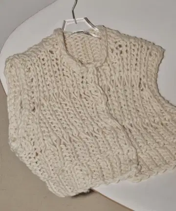 todayful chunky hand knitvest