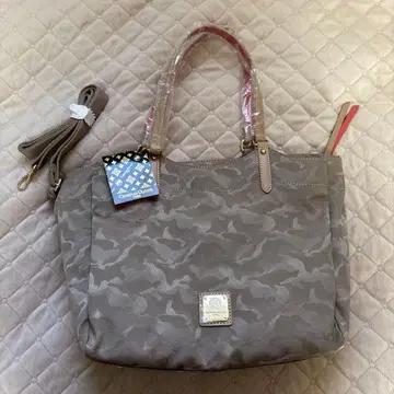 카모 패턴 토트백