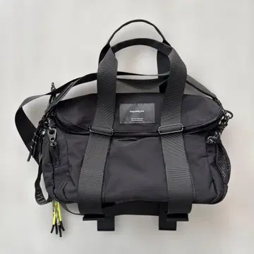 keep being you 멀티 웨이 백