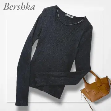 버쉬카 리브 니트 (S) 블랙 V넥 심플 페미닌 슬림 성인 여성