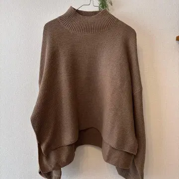 merlot 벌룬 슬리브 니트 브라운 하이넥 볼륨 소매