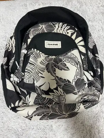 DAKINE 리프 무늬 백팩