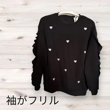 하트 무늬 프릴 소매 블랙 트레이닝복