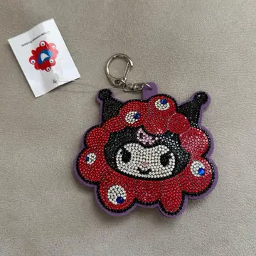 미야쿠미야쿠  가죽 키링 쿠로미 산리오 오사카 만박