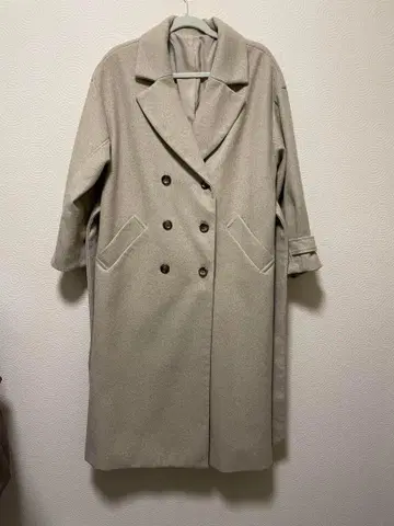 새상품급 여성용 베이지 더블 브레스트 롱 코트 M