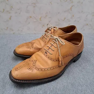 가죽 윙팁 신발 24cm 베이지