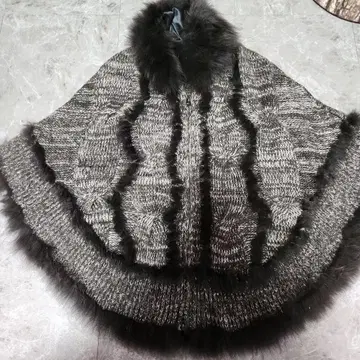 그레이 퍼(fur) 니트 판초