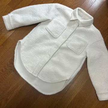 새상품급 coca 화이트 푸들 보아 자켓 S 사이즈