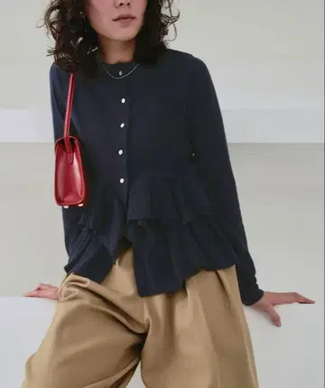 프릴 헴 니트 가디건