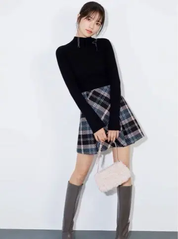 24AW 스나이델 로빙 체크 미니 스커트 BLK