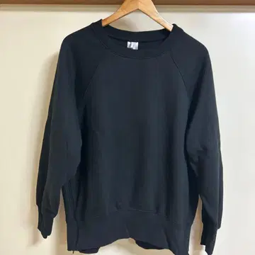 [ 크로셰 ] 속기모 사이드 슬릿 트레이닝복 블랙