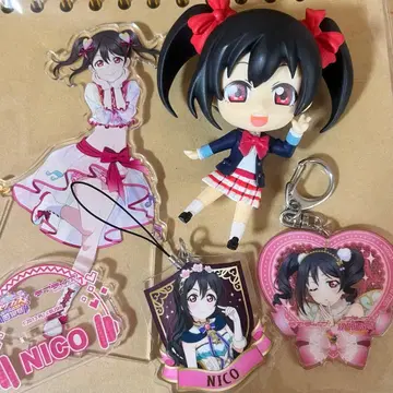 야자와 니코 아크릴 스탠드 키링 피규어