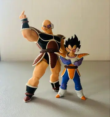 내퍼 베지터 피규어