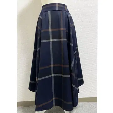 스콧 클럽 FENNEL 페넬 불규칙 밑단 플레어 스커트 체크