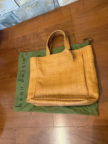 [ 새상품급 ] beau dessin 뜨개질 가죽 토트백