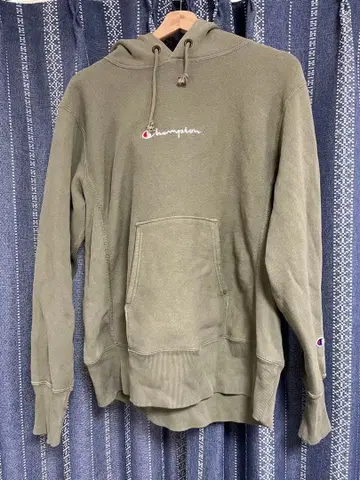 Champion 올리브 후드 부착 후드티