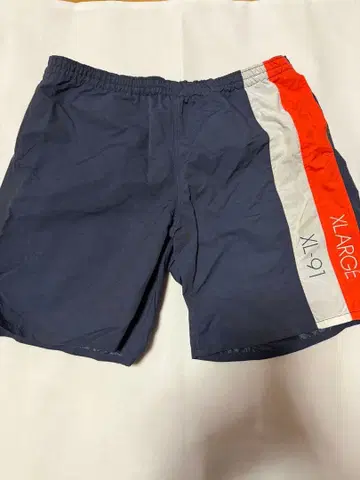 XLARGE 네이비 숏팬츠 M 사이즈