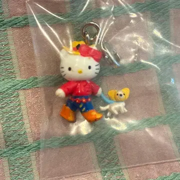 헬로키티 스트랩 강아지와 산책 파피용 Sanrio