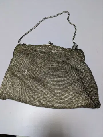 실버 메탈 클러치백 앤티크