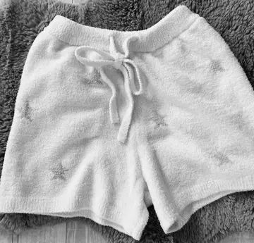 세일 젤라또피케 별 모양 디자인 숏팬츠