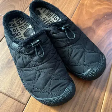 KEEN 킨 하우저 쓰리 슬라이드 슬립온