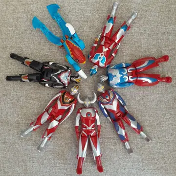 울트라맨 에그 변형 액션 피규어 7체 세트