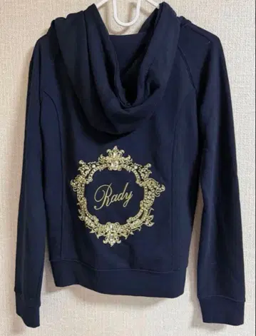 [ 무료배송 ] Rady 후드티 가을 겨울 의류 F 사이즈 갸루