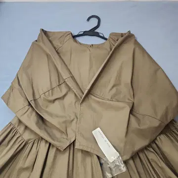 aura de attirer 7부 소매 원피스