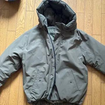 FORME 히가시하라 아키 카키 다운 자켓